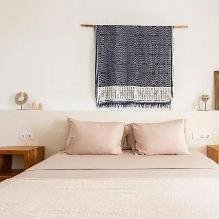Blue Twin - Cosy 2 Bdr Central Villa W/Pool.